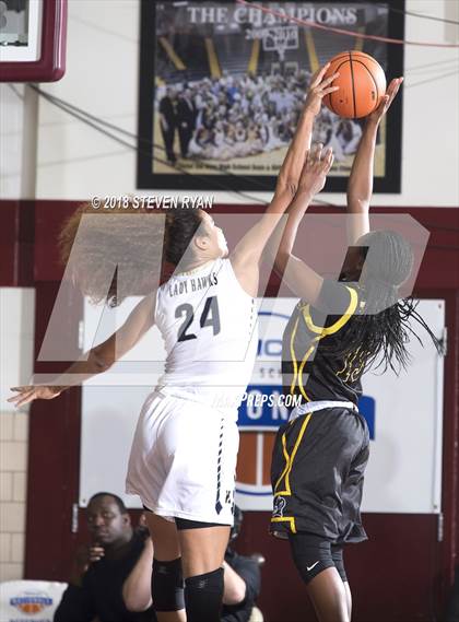 Thumbnail 1 in Hamilton Heights vs. Winter Haven (GEICO National Tournament Semifinal) photogallery.