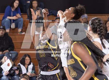 Thumbnail 1 in Hamilton Heights vs. Winter Haven (GEICO National Tournament Semifinal) photogallery.