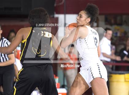 Thumbnail 1 in Hamilton Heights vs. Winter Haven (GEICO National Tournament Semifinal) photogallery.