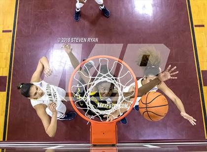 Thumbnail 3 in Hamilton Heights vs. Winter Haven (GEICO National Tournament Semifinal) photogallery.