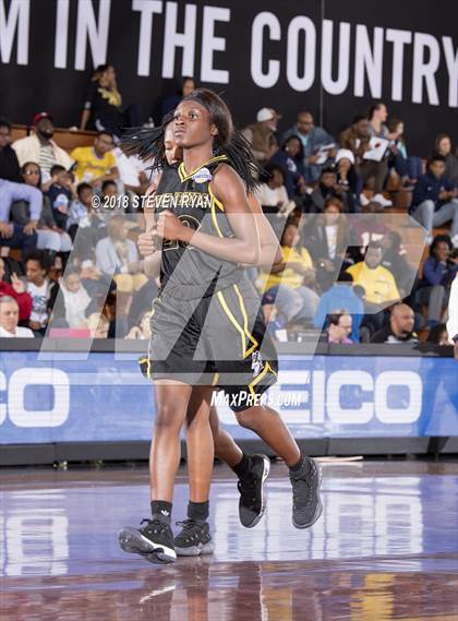 Thumbnail 1 in Hamilton Heights vs. Winter Haven (GEICO National Tournament Semifinal) photogallery.