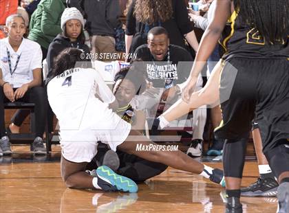 Thumbnail 2 in Hamilton Heights vs. Winter Haven (GEICO National Tournament Semifinal) photogallery.