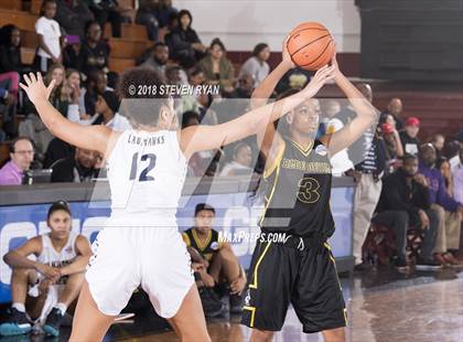Thumbnail 2 in Hamilton Heights vs. Winter Haven (GEICO National Tournament Semifinal) photogallery.