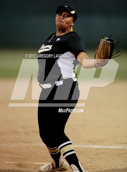 Thumbnail 1 in The Colony vs Mansfield Legacy  photogallery.