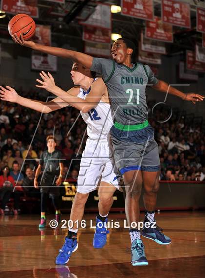 Thumbnail 1 in Chino Hills vs. Bishop Gorman (Nike Extravaganza) photogallery.
