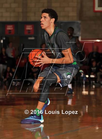 Thumbnail 3 in Chino Hills vs. Bishop Gorman (Nike Extravaganza) photogallery.