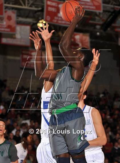 Thumbnail 1 in Chino Hills vs. Bishop Gorman (Nike Extravaganza) photogallery.