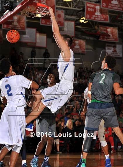 Thumbnail 1 in Chino Hills vs. Bishop Gorman (Nike Extravaganza) photogallery.