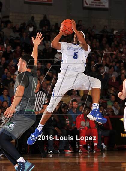 Thumbnail 1 in Chino Hills vs. Bishop Gorman (Nike Extravaganza) photogallery.