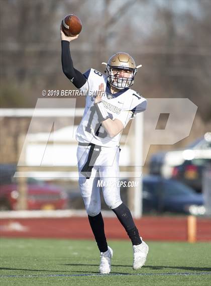 Thumbnail 3 in Cardinal Hayes @ Canisius (NYCHSFL Final) photogallery.