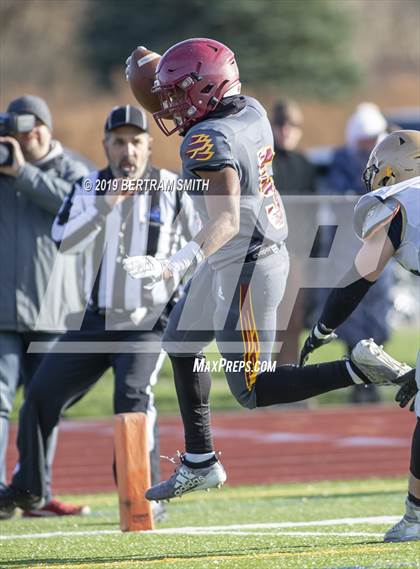 Thumbnail 2 in Cardinal Hayes @ Canisius (NYCHSFL Final) photogallery.