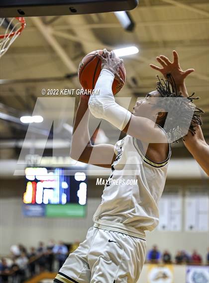 Thumbnail 2 in Noblesville vs Carmel (IHSAA 4A Sectional Semi Final Playoff) photogallery.