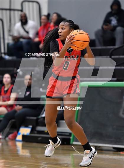 Thumbnail 1 in Lincoln vs. West Campus (St. Mary's MLK Showcase) photogallery.