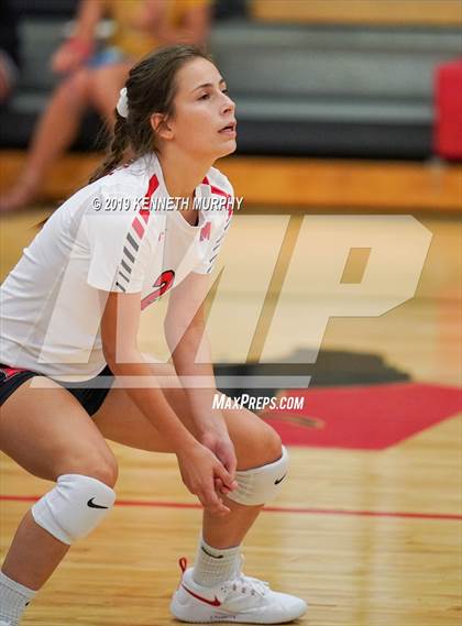 Thumbnail 2 in Ennis vs Maypearl photogallery.