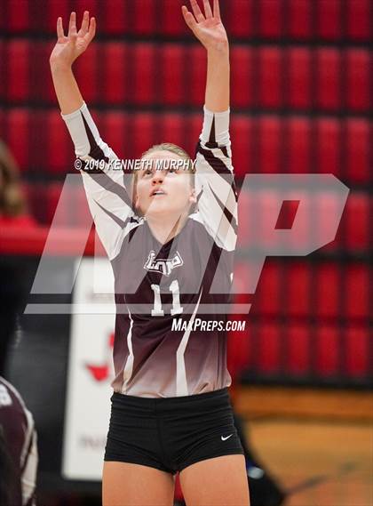 Thumbnail 2 in Ennis vs Maypearl photogallery.