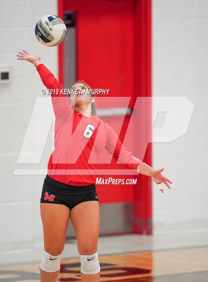 Thumbnail 1 in Ennis vs Maypearl photogallery.