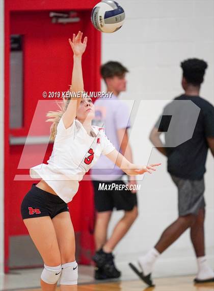 Thumbnail 1 in Ennis vs Maypearl photogallery.