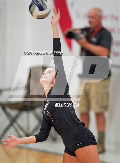 Thumbnail 3 in Ennis vs Maypearl photogallery.