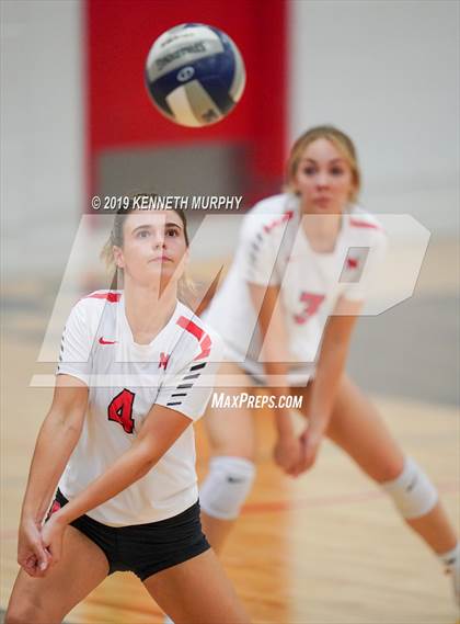 Thumbnail 1 in Ennis vs Maypearl photogallery.