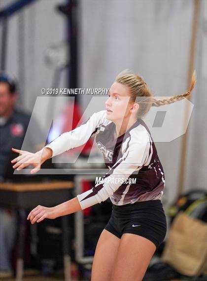 Thumbnail 3 in Ennis vs Maypearl photogallery.