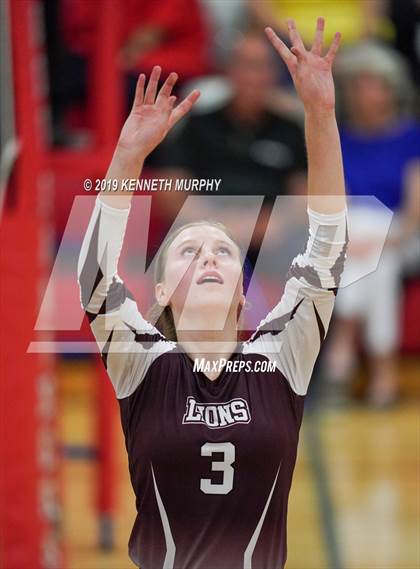 Thumbnail 3 in Ennis vs Maypearl photogallery.