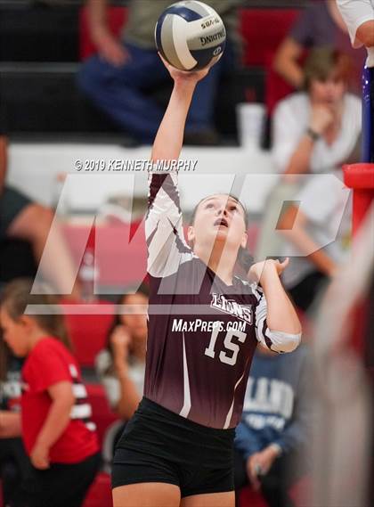 Thumbnail 3 in Ennis vs Maypearl photogallery.