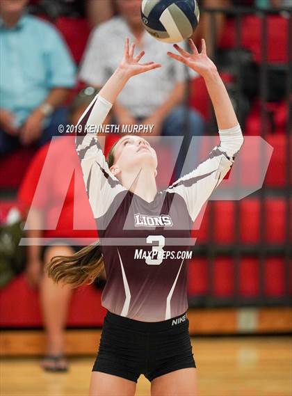 Thumbnail 2 in Ennis vs Maypearl photogallery.