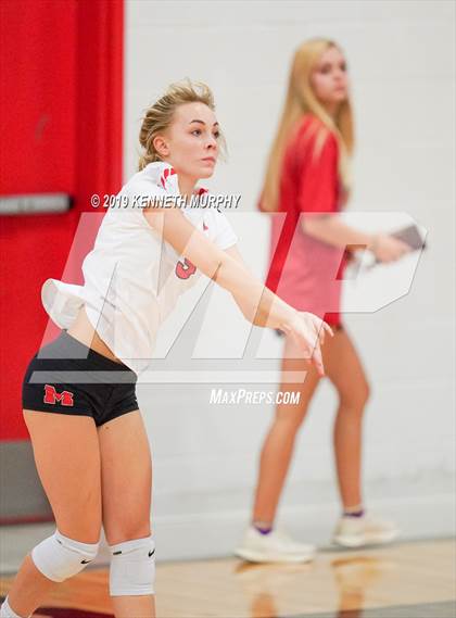 Thumbnail 2 in Ennis vs Maypearl photogallery.