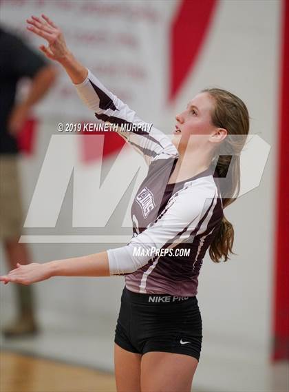 Thumbnail 2 in Ennis vs Maypearl photogallery.