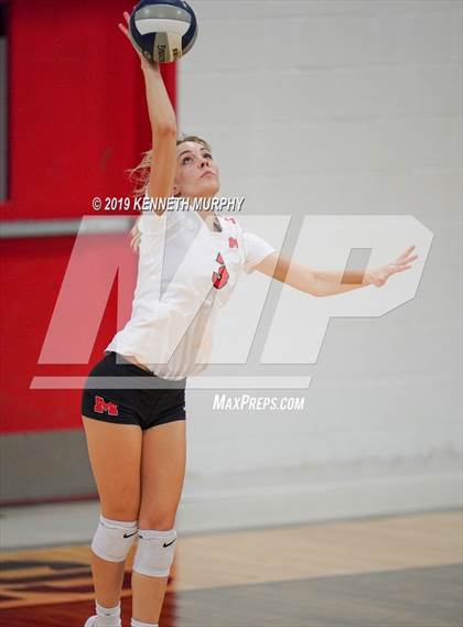 Thumbnail 2 in Ennis vs Maypearl photogallery.