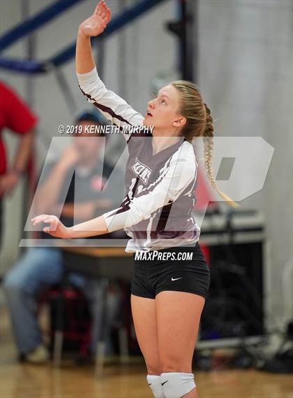 Thumbnail 1 in Ennis vs Maypearl photogallery.