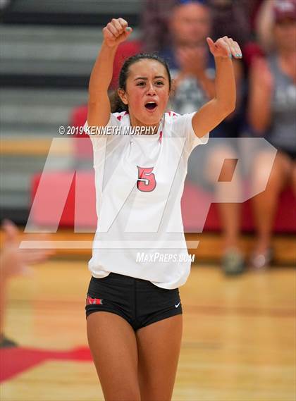 Thumbnail 2 in Ennis vs Maypearl photogallery.