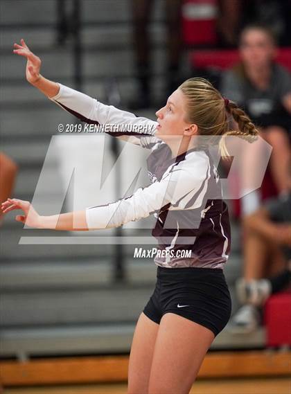 Thumbnail 3 in Ennis vs Maypearl photogallery.