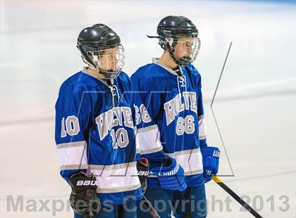 Thumbnail 1 in Dimond vs Eagle River photogallery.