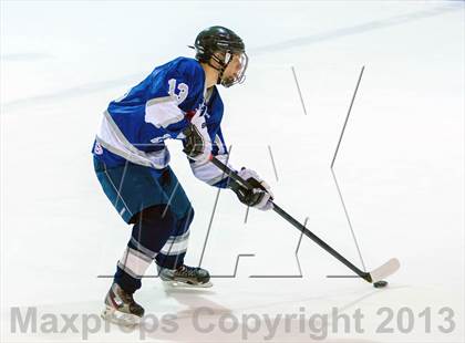 Thumbnail 2 in Dimond vs Eagle River photogallery.