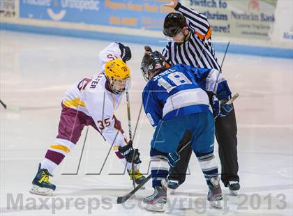 Thumbnail 2 in Dimond vs Eagle River photogallery.
