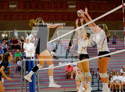 Thumbnail 3 in Santa Fe Christian @ Cathedral Catholic photogallery.