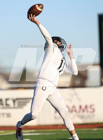 Thumbnail 2 in Pueblo South @ Windsor (CHSAA 3A Quarterfinals) photogallery.