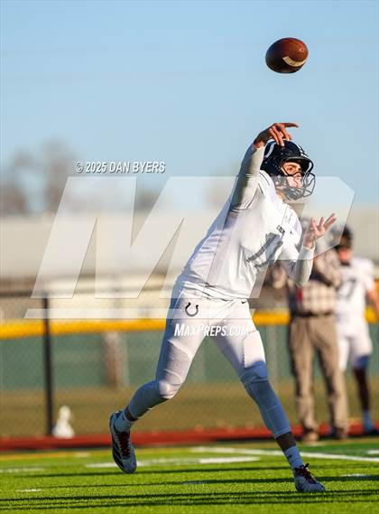 Thumbnail 3 in Pueblo South @ Windsor (CHSAA 3A Quarterfinals) photogallery.