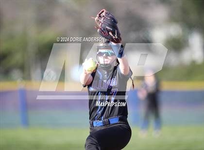 Thumbnail 2 in Sheldon @ Folsom photogallery.