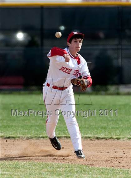 Thumbnail 1 in Covington Catholic @ Dixie Heights photogallery.