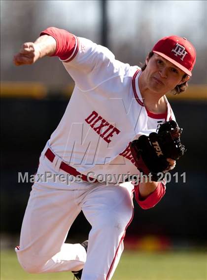 Thumbnail 3 in Covington Catholic @ Dixie Heights photogallery.