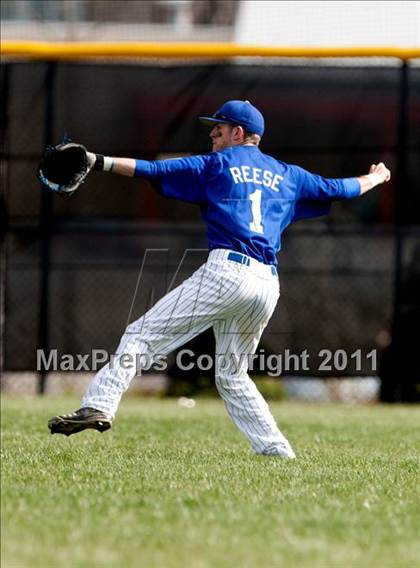 Thumbnail 3 in Covington Catholic @ Dixie Heights photogallery.