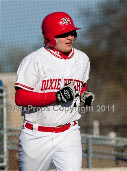 Thumbnail 2 in Covington Catholic @ Dixie Heights photogallery.