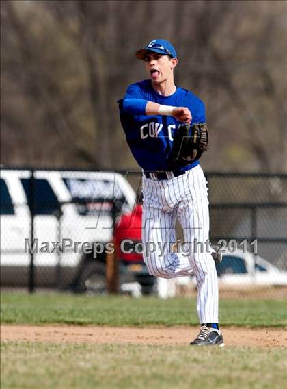 Thumbnail 1 in Covington Catholic @ Dixie Heights photogallery.