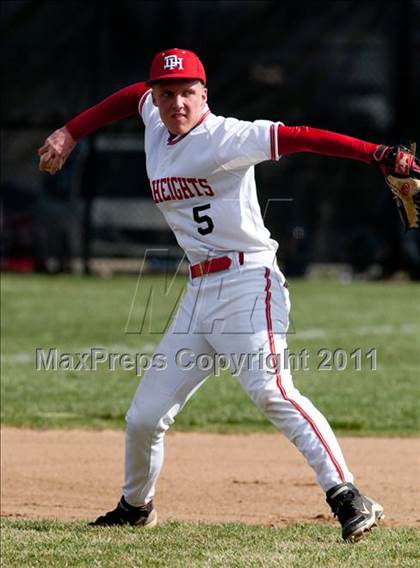 Thumbnail 2 in Covington Catholic @ Dixie Heights photogallery.