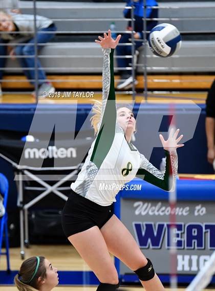 Thumbnail 3 in Moody vs. Lindsay (UIL 2A Regional Semifinal) photogallery.