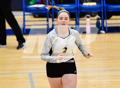 Thumbnail 2 in Moody vs. Lindsay (UIL 2A Regional Semifinal) photogallery.