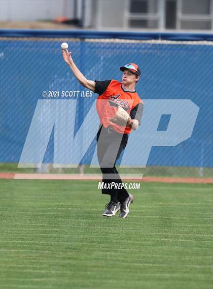Thumbnail 3 in Amanda-Clearcreek vs Lancaster photogallery.