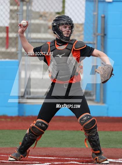 Thumbnail 2 in Amanda-Clearcreek vs Lancaster photogallery.